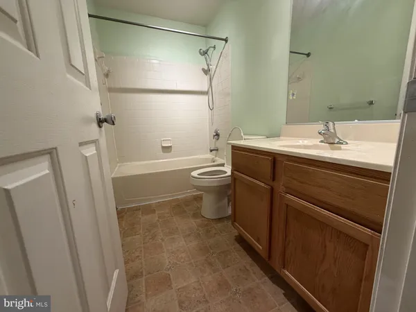 $465,000 | 16 Lone Tree Drive, Camden, DE 19934