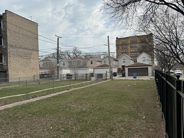 6567 South Harvard Avenue Chicago, IL 60621 - Photo 4 of 19