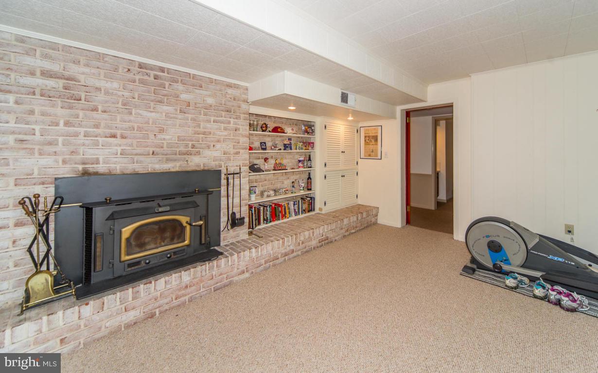 1144 Mill Mar Road Lancaster, PA 17601 - Photo 9 of 28 Gallery Image 9