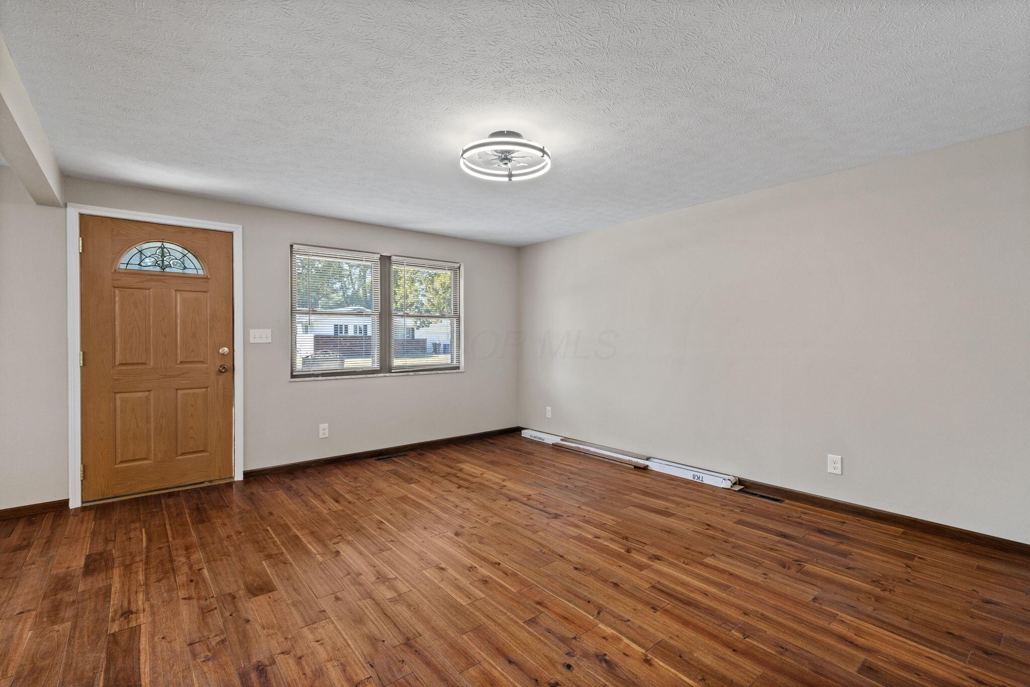 2668 Brownfield Road Columbus, OH 43232 - Photo 17 of 37 2025-9-18 2668 Brownfield Rd 019