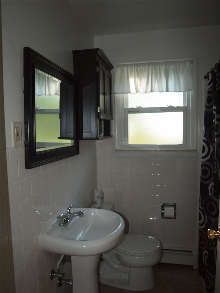 12281 West Mount Morris Road Flushing, MI 48433 - Photo 23 of 39 50055582-22.JPG
