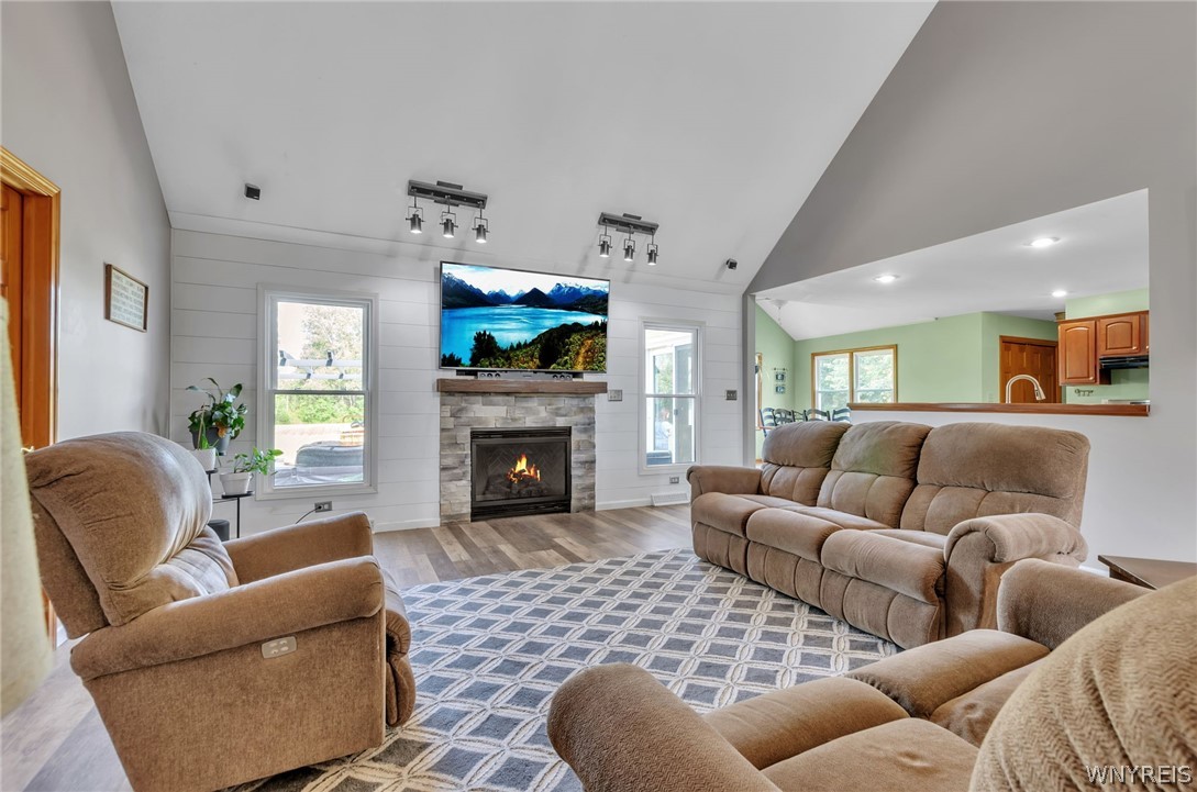 6075 Strickler Road Clarence, NY 14031 - Photo 4 of 47