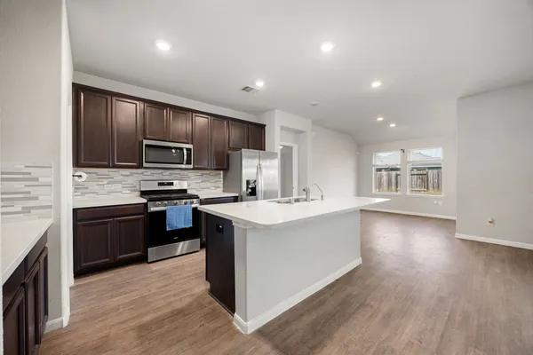 $2,400 | 21430 Poppy Park Avenue, Cypress, TX 77433