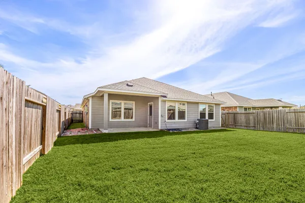 $2,400 | 21430 Poppy Park Avenue, Cypress, TX 77433