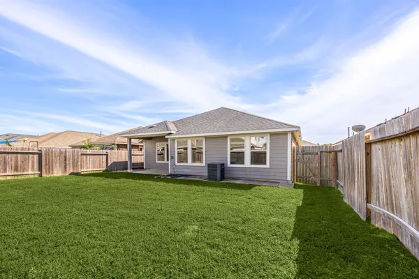 $2,400 | 21430 Poppy Park Avenue, Cypress, TX 77433