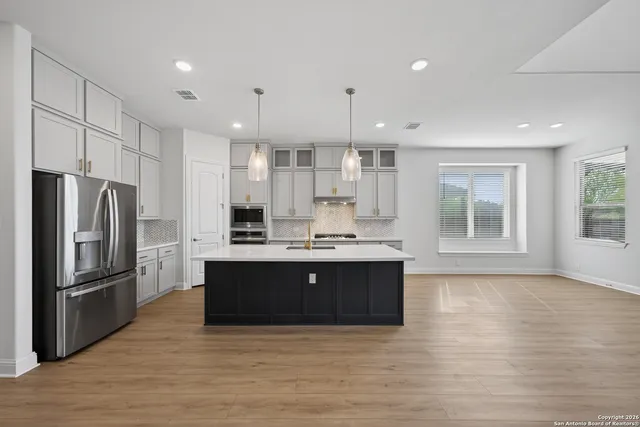 $2,995 | 6825 Hallie Loop, Schertz, TX 78154