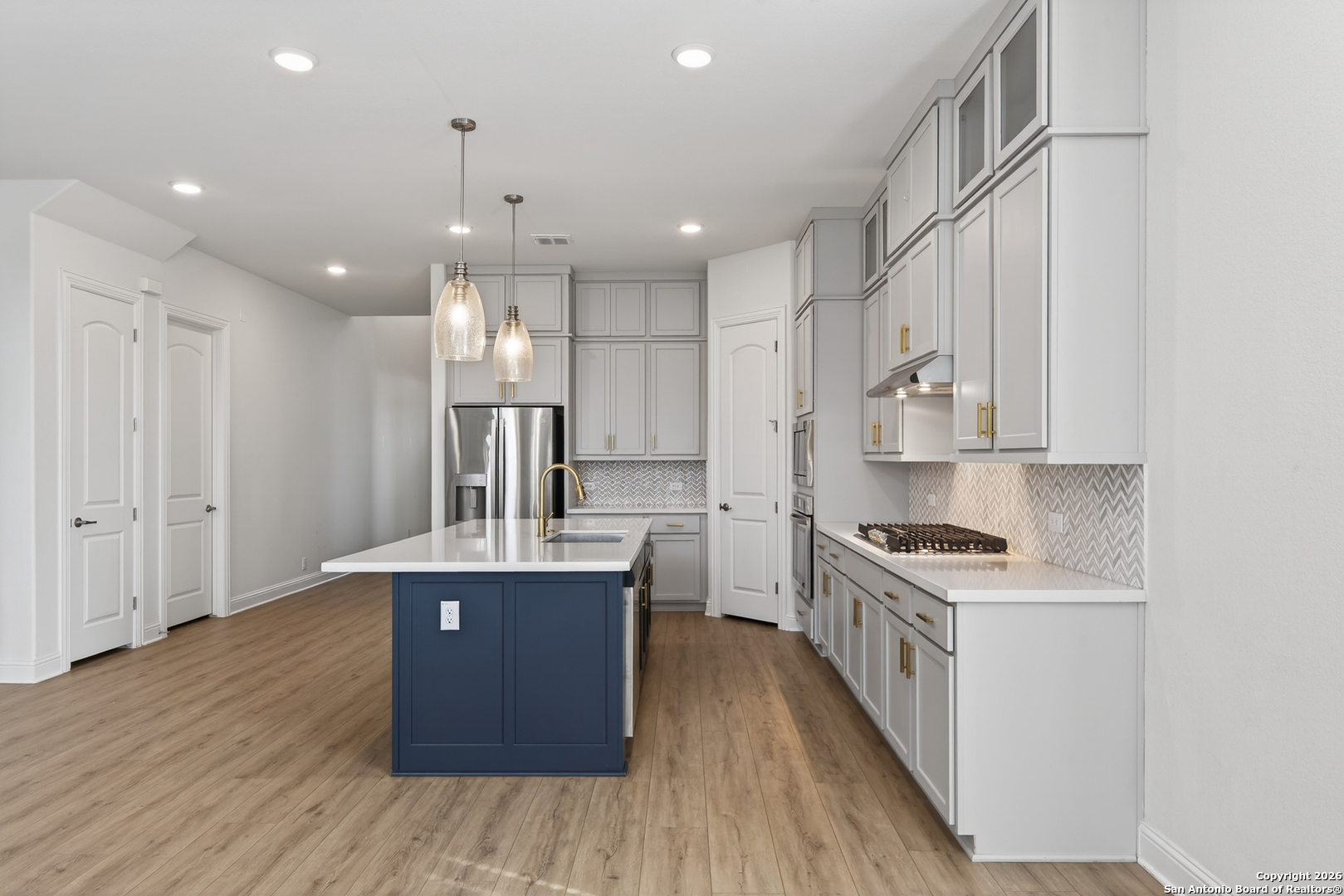 6825 Hallie Loop Schertz, TX 78154 - Photo 12 of 34