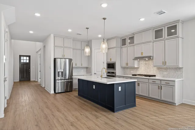 $2,995 | 6825 Hallie Loop, Schertz, TX 78154