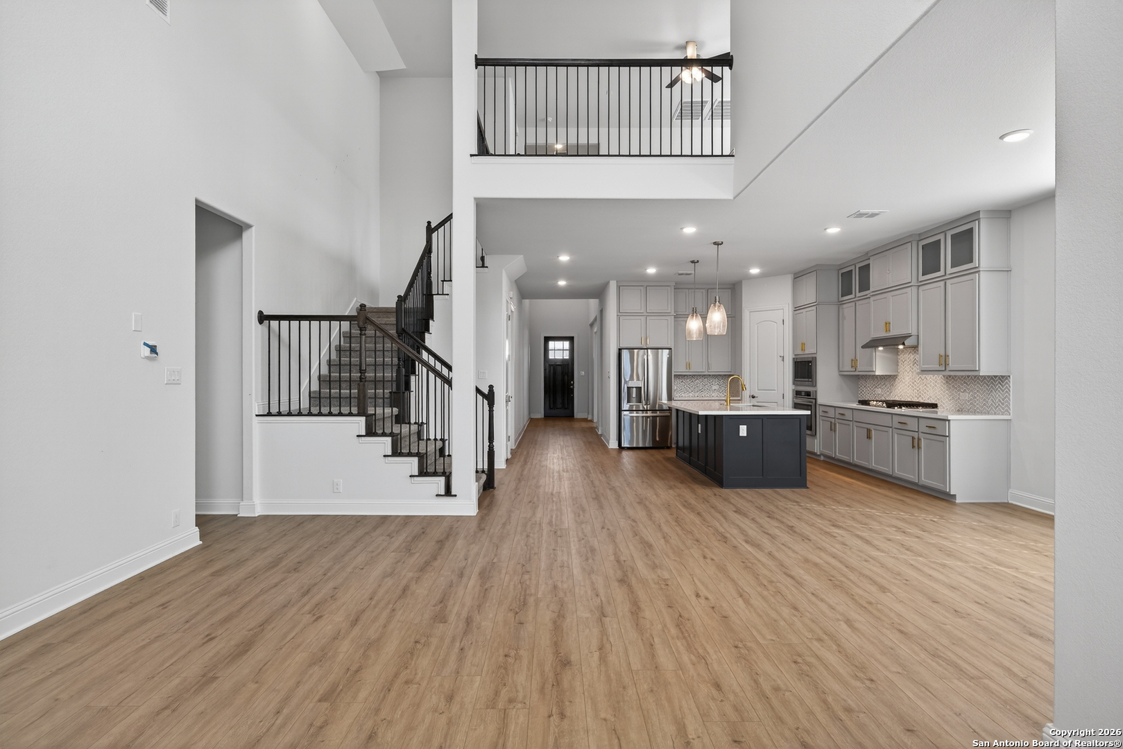 6825 Hallie Loop Schertz, TX 78154 - Photo 8 of 34