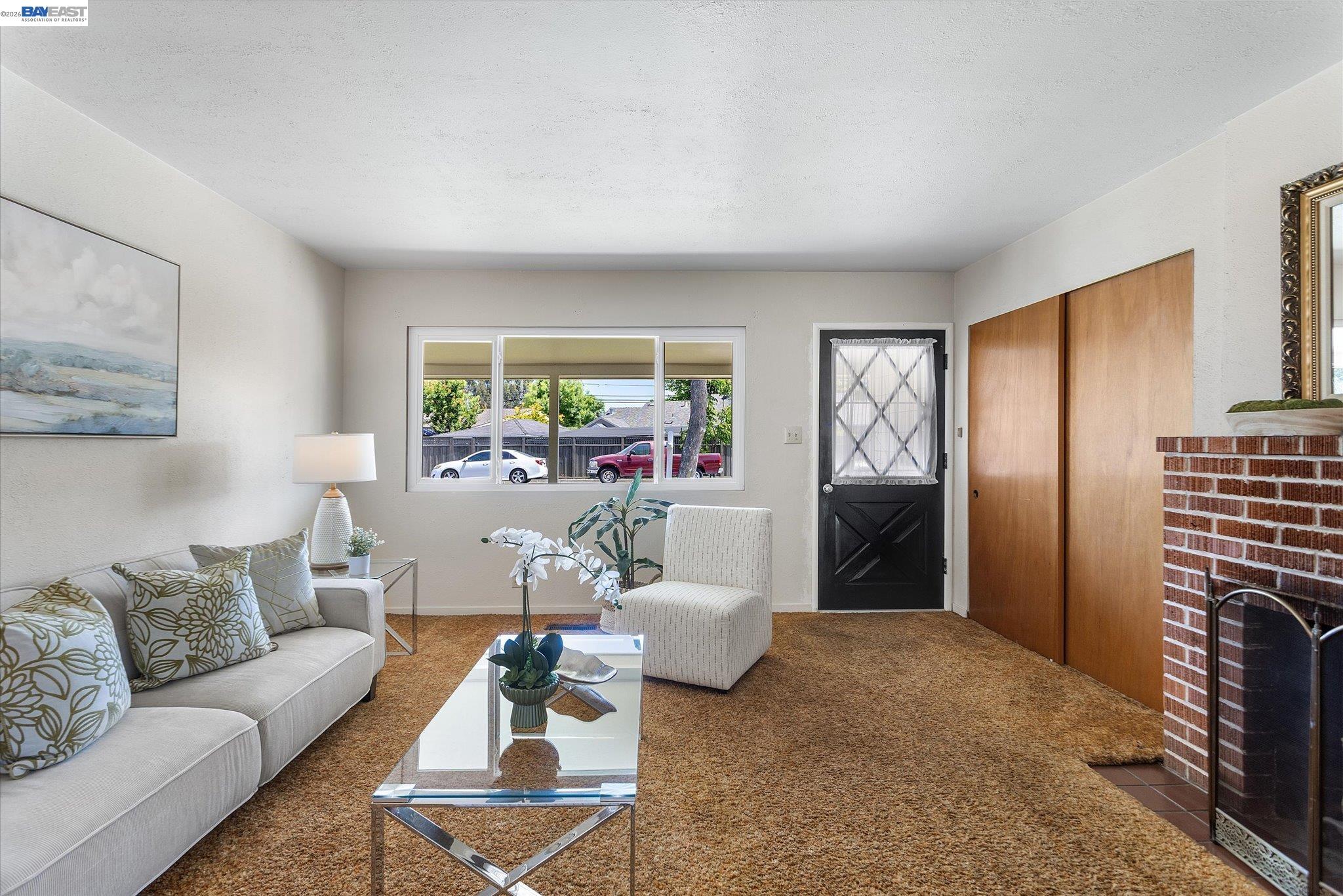 156 Mecartney Road Alameda, CA 94502 - Photo 8 of 67