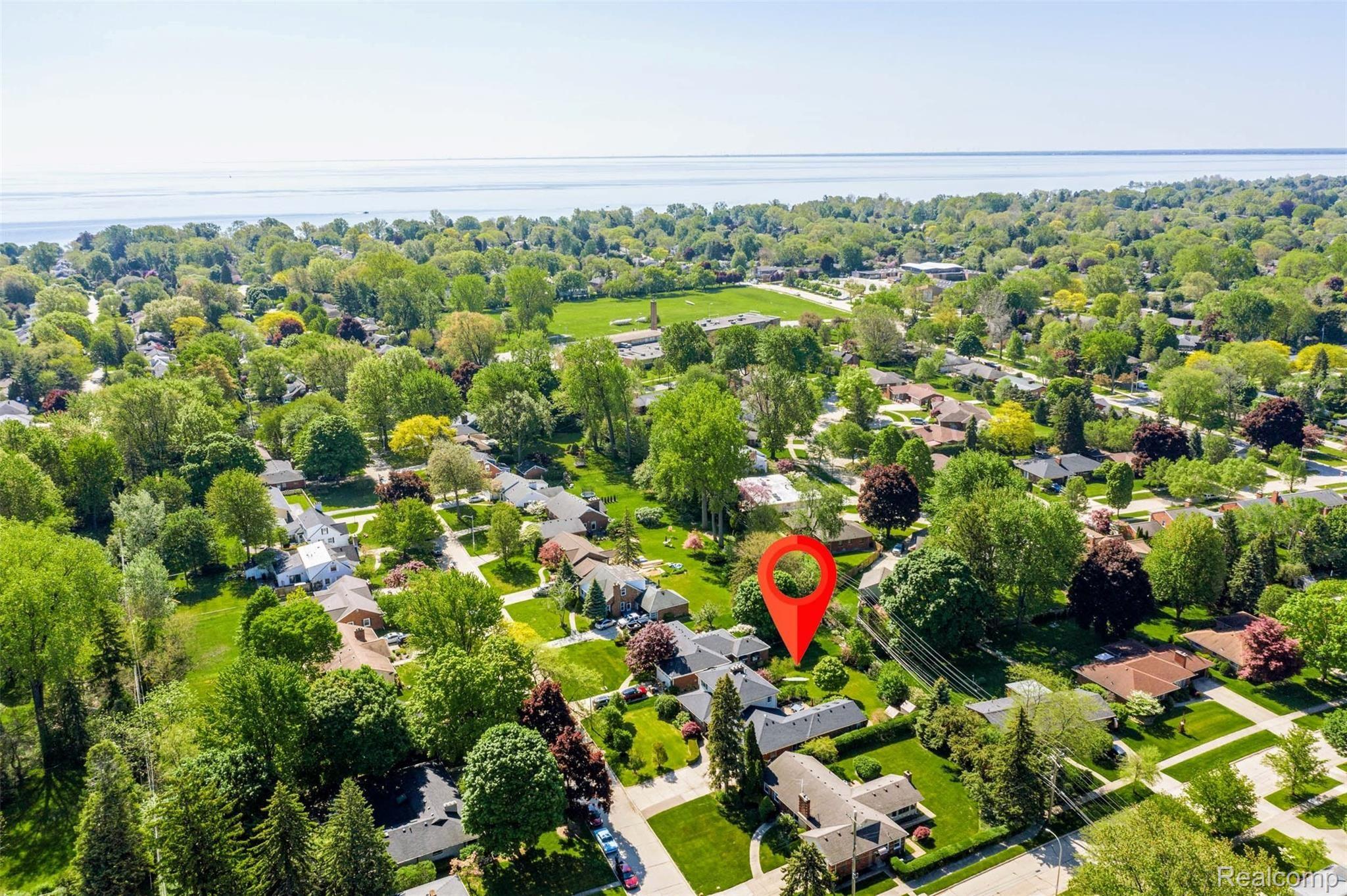759 Shoreham Road Grosse Pointe, MI 48236 - Photo 53 of 59 59Shoreham-45.jpg