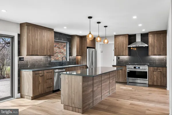 $1,150,000 | 1805 Country Club Drive, Cherry Hill, NJ 08003