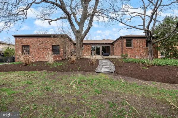 $1,150,000 | 1805 Country Club Drive, Cherry Hill, NJ 08003