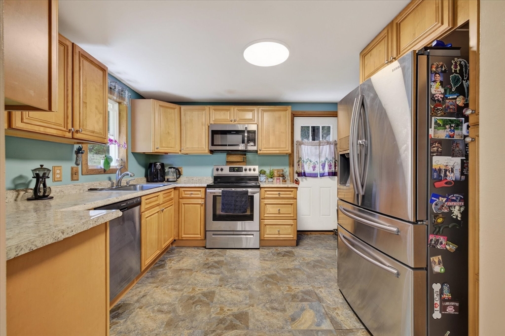 50 Monson Road Wales, MA 01081 - Photo 17 of 34