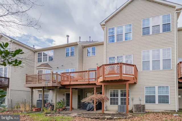 $525,000 | 5905 Ivy League Drive, Baltimore, MD 21228