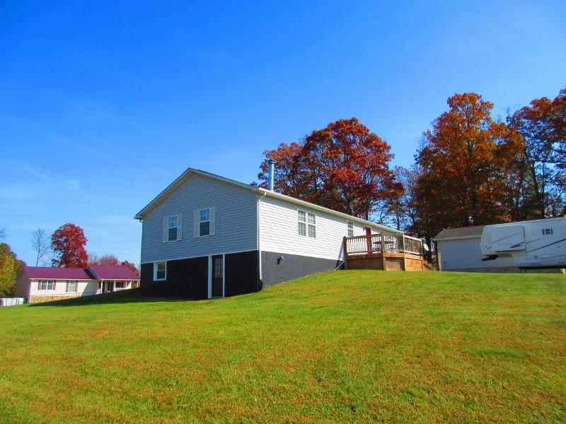 750 Huffville Road Northeast Pilot, VA 24138 - Photo 11 of 47 IMG_7835 (800x600)