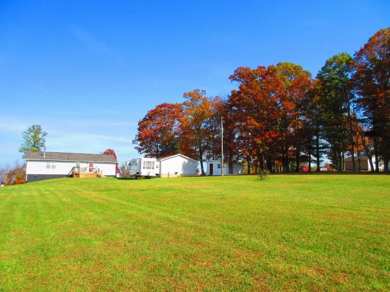 750 Huffville Road Northeast Pilot, VA 24138 - Photo 17 of 47 IMG_7841 (800x600)