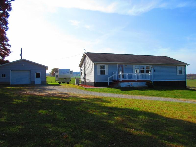750 Huffville Road Northeast Pilot, VA 24138 - Photo 3 of 47 IMG_7826 (800x600)