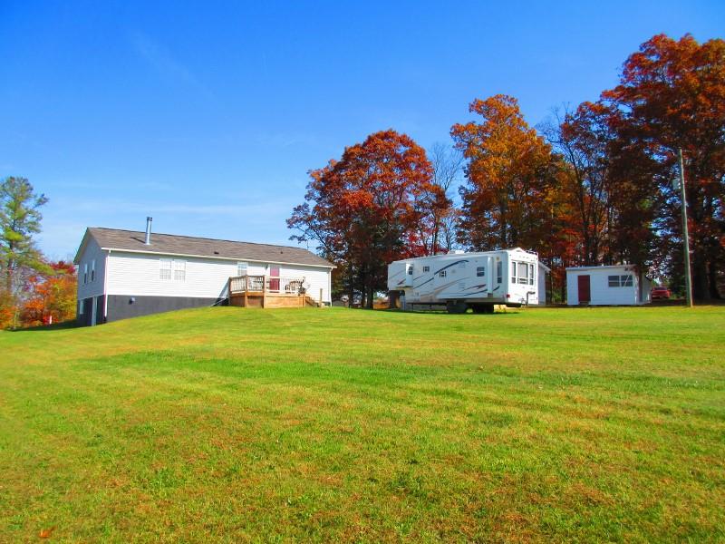 750 Huffville Road Northeast Pilot, VA 24138 - Photo 24 of 47 IMG_7848 (800x600)
