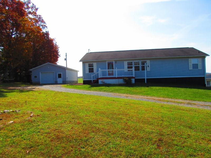 750 Huffville Road Northeast Pilot, VA 24138 - Photo 5 of 47 IMG_7828 (800x600)