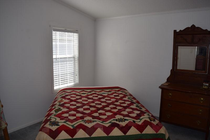 750 Huffville Road Northeast Pilot, VA 24138 - Photo 41 of 47 DSC_0061 (800x533)