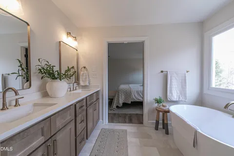 $975,000 | 4808 Winterwood Drive, Raleigh, NC 27613