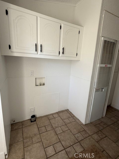 278 Yucca Road Pinon Hills, CA 92372 - Photo 11 of 36 Laundry room