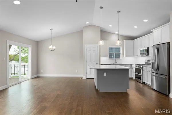 $297,900 | 3 Sterling At Riverstone, Florissant, MO 63031