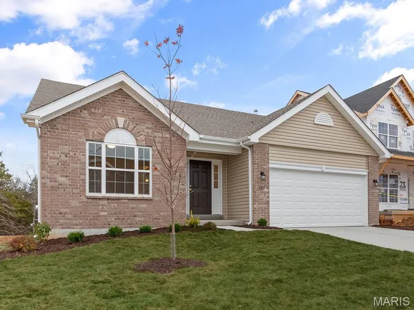 $297,900 | 3 Sterling At Riverstone, Florissant, MO 63031