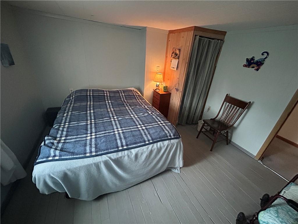 629 South Summit Street Derry, PA 15627 - Photo 18 of 30 a close view of a sink