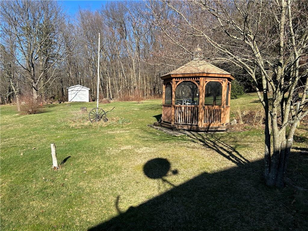 629 South Summit Street Derry, PA 15627 - Photo 2 of 30 a front view of a house with garden