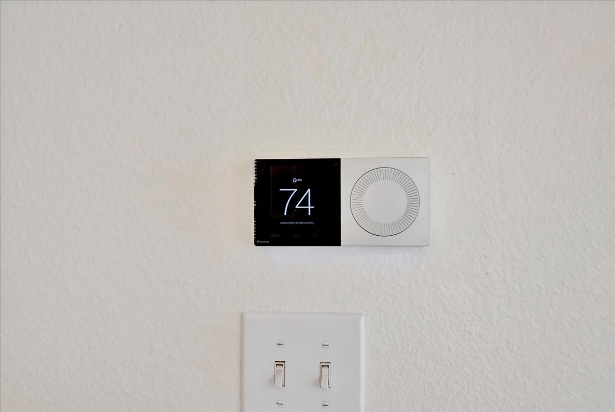 14010 Hazel Ridge Court Houston, TX 77062 - Photo 35 of 38 DAIKIN One+ Smart thermostat upstairs & down. 17 SEER, high-efficiency AC units, Horizontal (more efficient) furnace, R8 FLEX ductwork / High-efficiency filters - Great asset for those with allergies. 12 year transferable parts warranty.