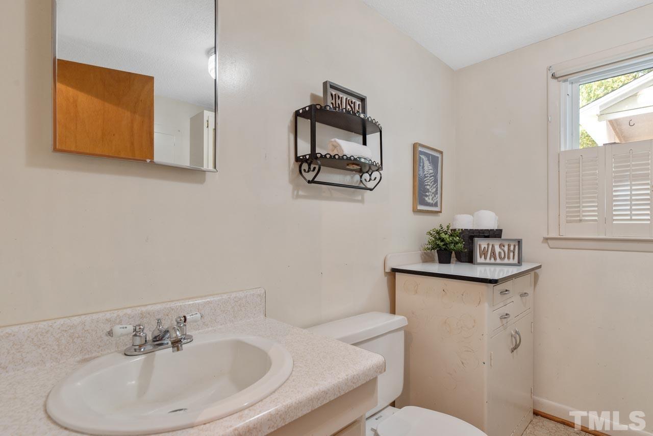5100 Huntingdon Drive Raleigh, NC 27606 - Photo 23 of 30 Gallery Image 23