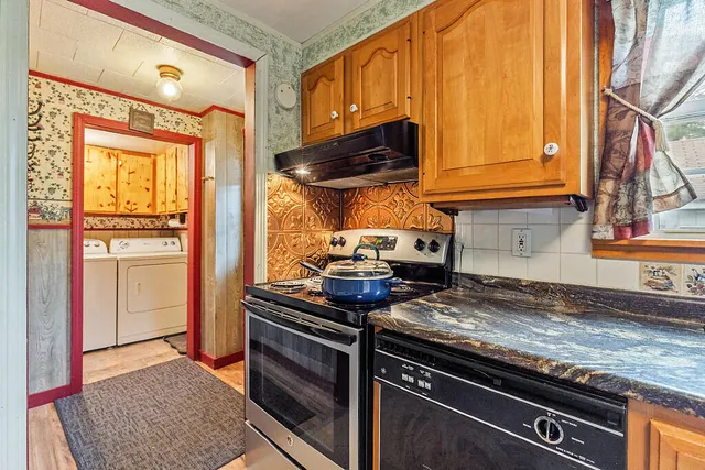 $310,588 | 851 Lincoln Street, Waterville, ME 04901