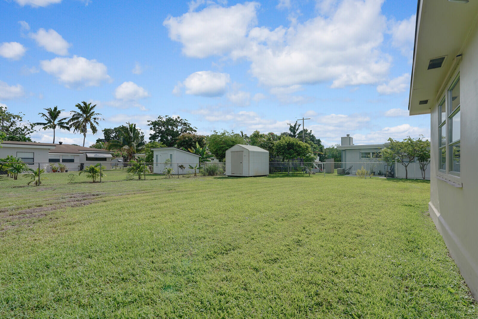 340 Cavalier Road Palm Springs, FL 33461 - Photo 24 of 26 26_Image_26_mls