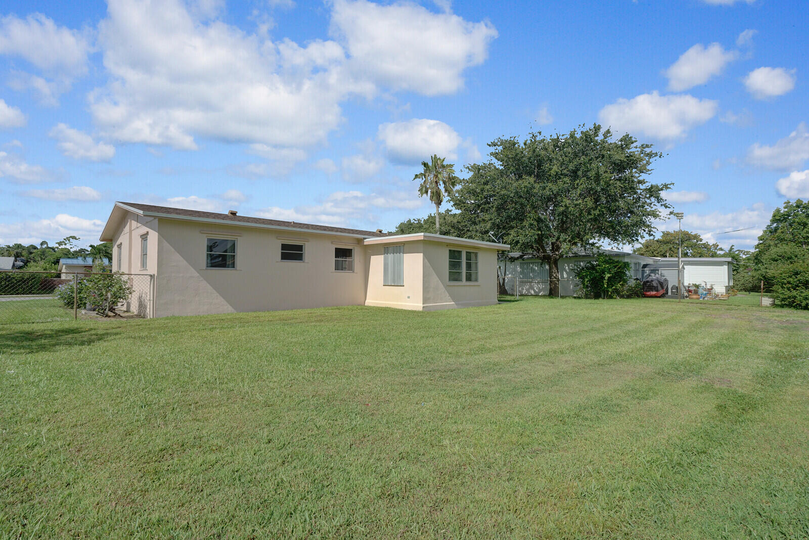 340 Cavalier Road Palm Springs, FL 33461 - Photo 25 of 26 28_Image_28_mls