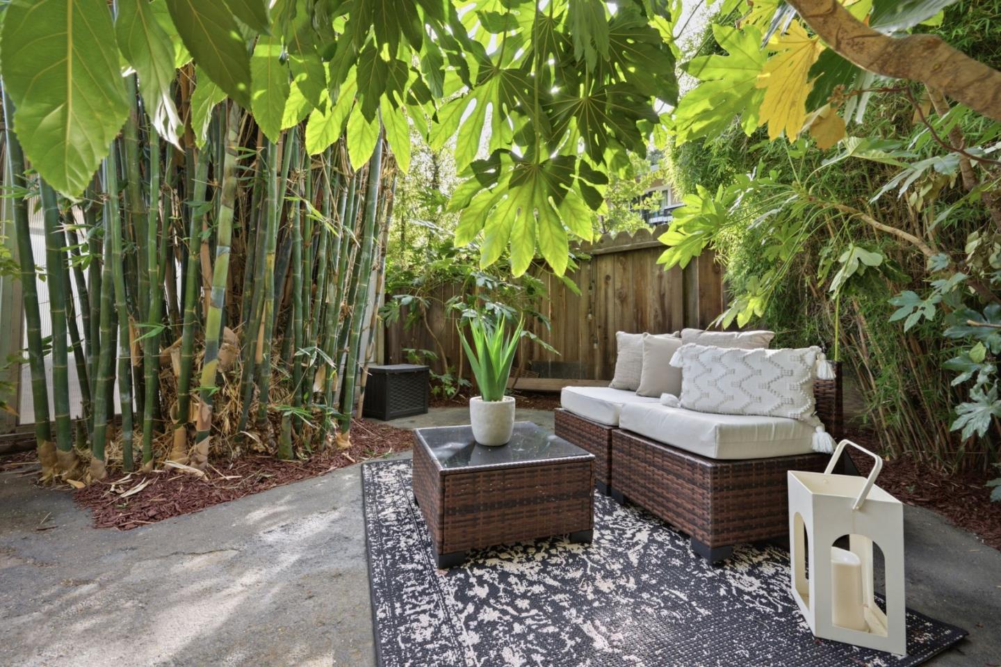 190 East Middlefield Road Mountain View, CA 94043 - Photo 32 of 60 Gallery Image 32