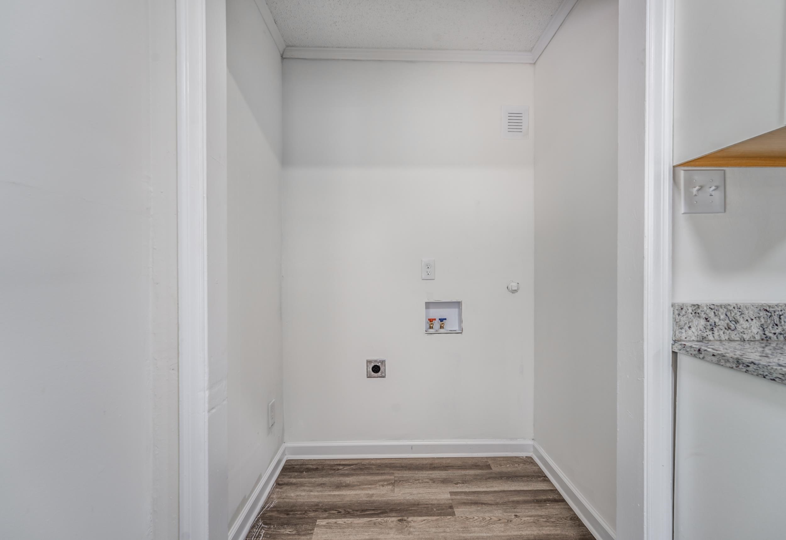 34 East Rollins Road Memphis, TN 38109 - Photo 15 of 25 Gallery Image 15