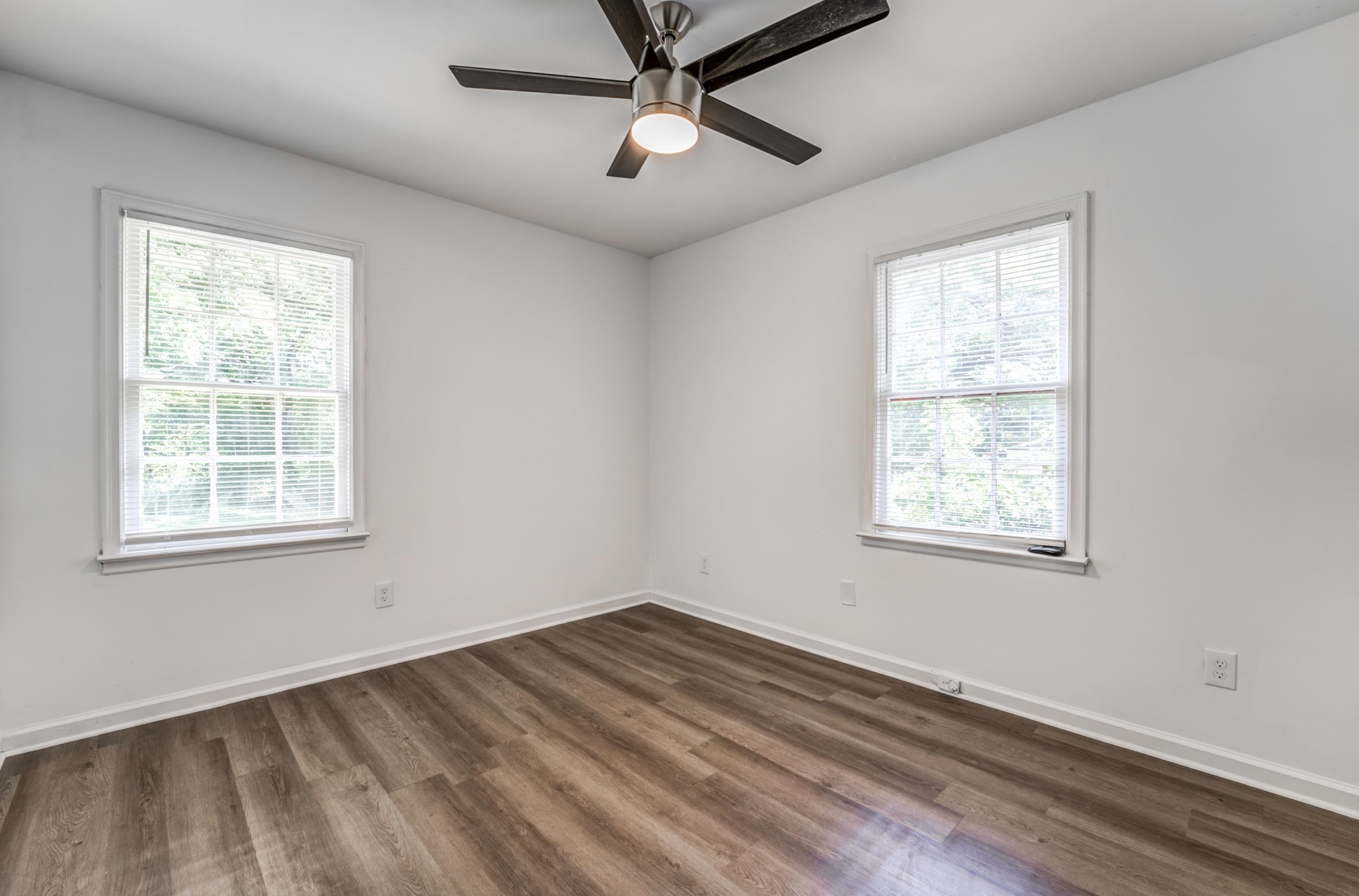 34 East Rollins Road Memphis, TN 38109 - Photo 16 of 25 Gallery Image 16