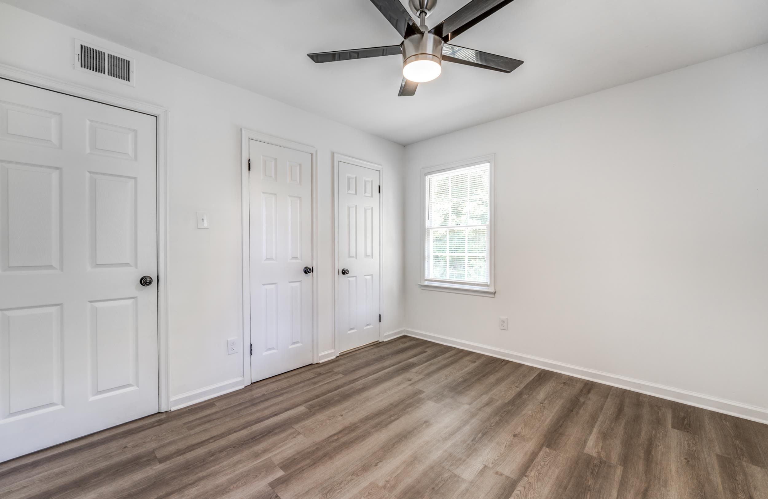 34 East Rollins Road Memphis, TN 38109 - Photo 17 of 25 Gallery Image 17