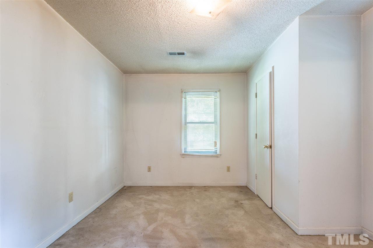 612 Royal Street Raleigh, NC 27607 - Photo 19 of 23