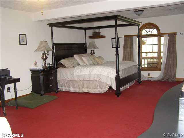 7297 Rural Point Road Mechanicsville, VA 23116 - Photo 3 of 11 Master Bedroom