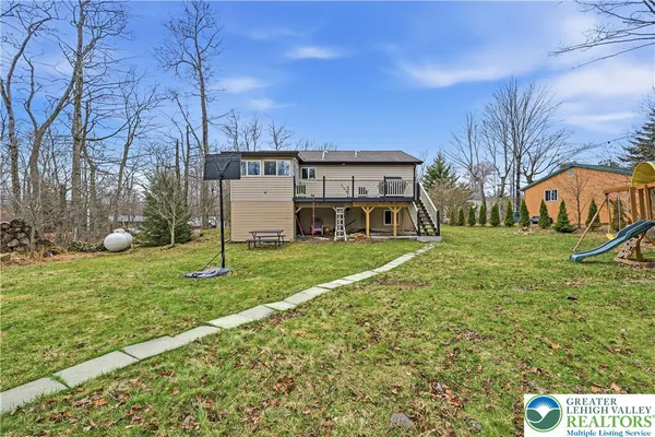 $2,000 | 603 Forest Drive, Tobyhanna, PA 18466