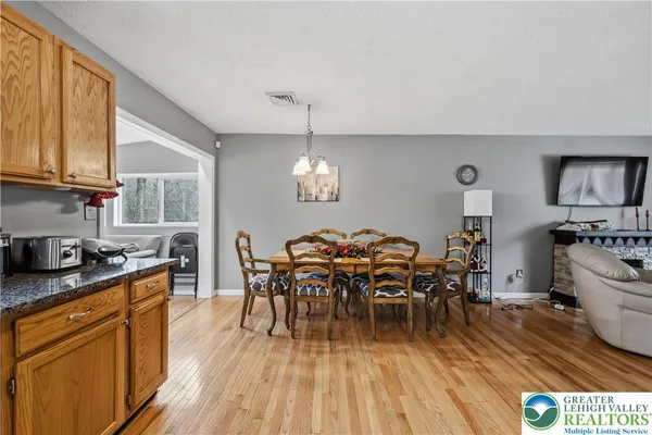 $2,000 | 603 Forest Drive, Tobyhanna, PA 18466