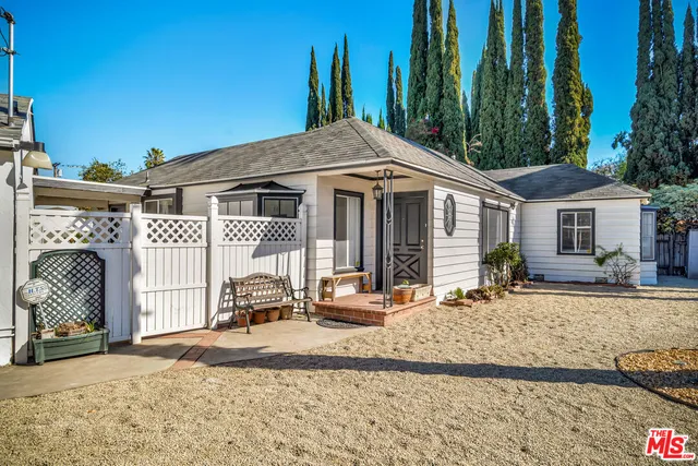 $4,895 | 15157 Valleyheart Drive, Sherman Oaks, CA 91403