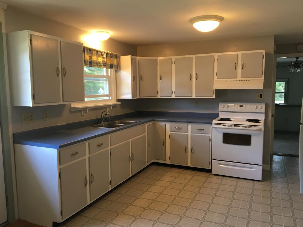 51 Bow Center Road Bow, NH 03304 - Photo 10 of 23