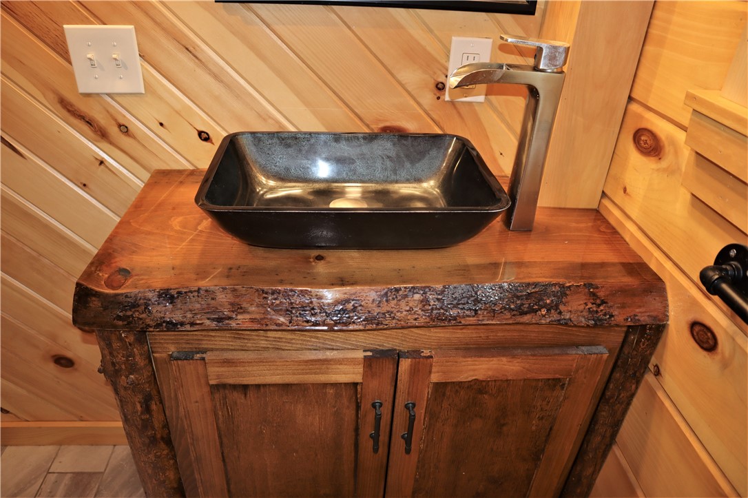 8 King Road Foster, RI 02825 - Photo 26 of 50