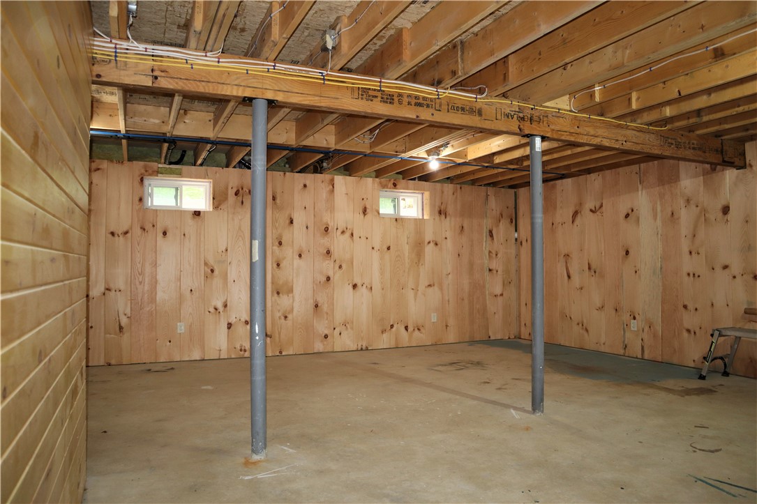 8 King Road Foster, RI 02825 - Photo 45 of 50