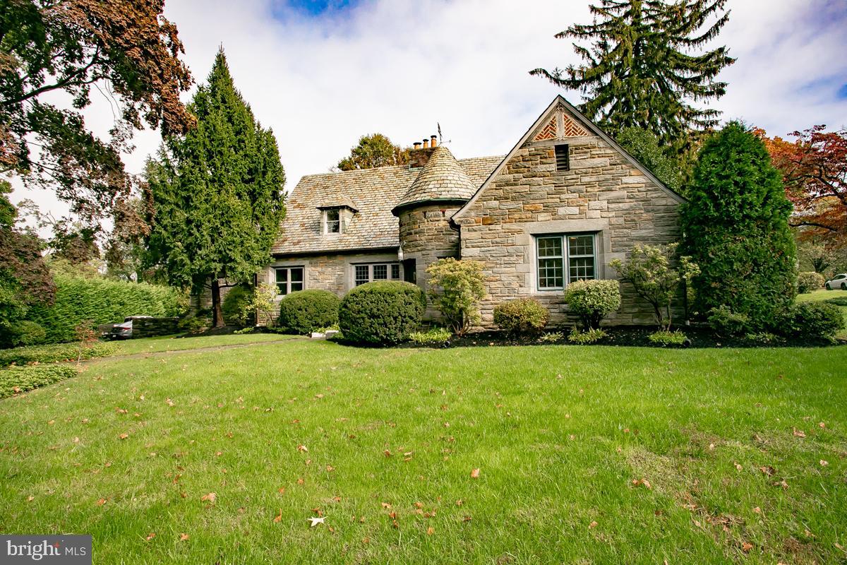 241 Waverly Road Wyncote, PA 19095 - Photo 4 of 61 FRONT EXTERIOR
