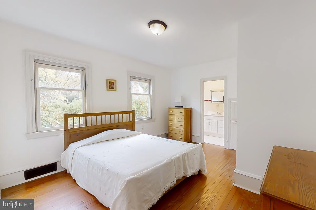 241 Waverly Road Wyncote, PA 19095 - Photo 41 of 61 MAIDS QUARTERS - BEDROOM 2